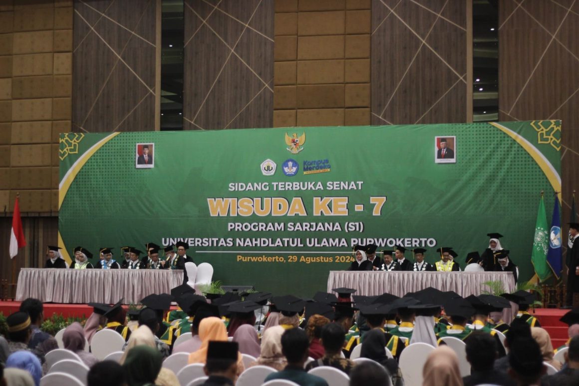 UNU Purwokerto Gelar Wisuda ke-7, Luluskan 215 Wisudawan